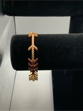 Textured Arrow Cuff Bracelet in Gold Tone